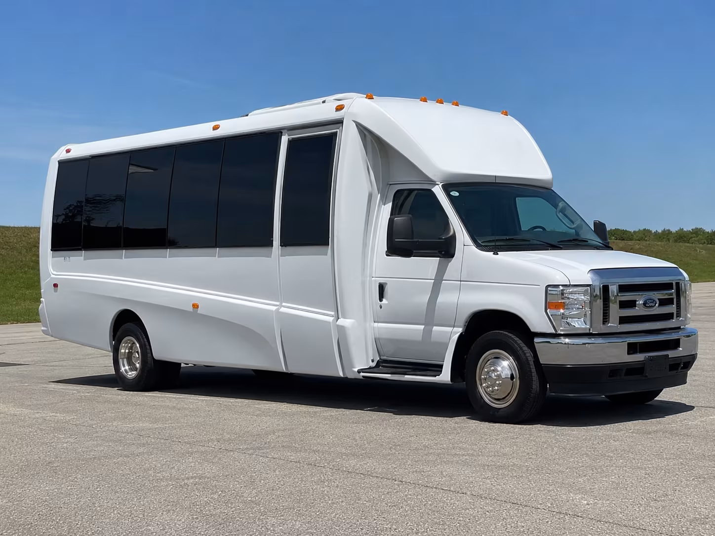 Newark Bachelor & Bachelorette Transportation