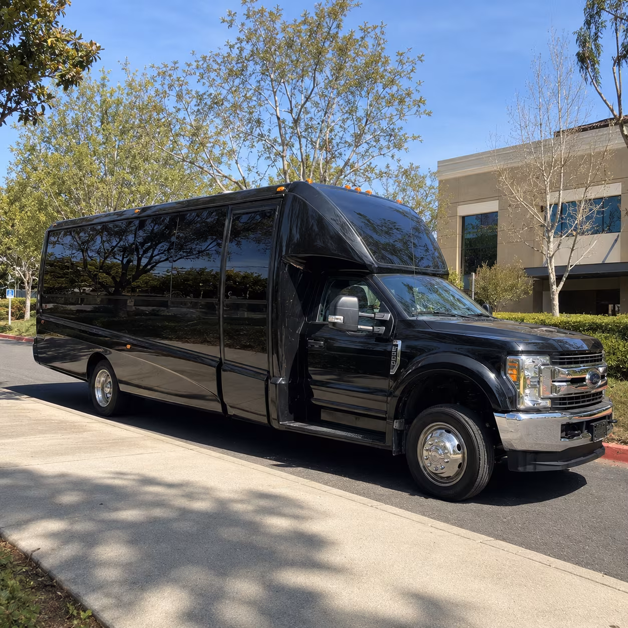 Newark Birthday, Sweet 16, & Quinceañera Transportation onboard seating